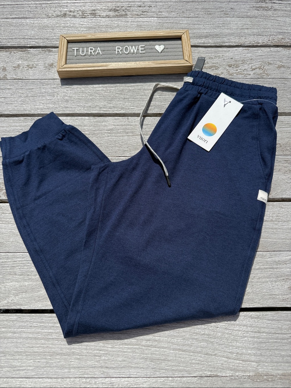 Vuori Performance Jogger Blue Coast Heather Women’s Size XS NWT 💙✨